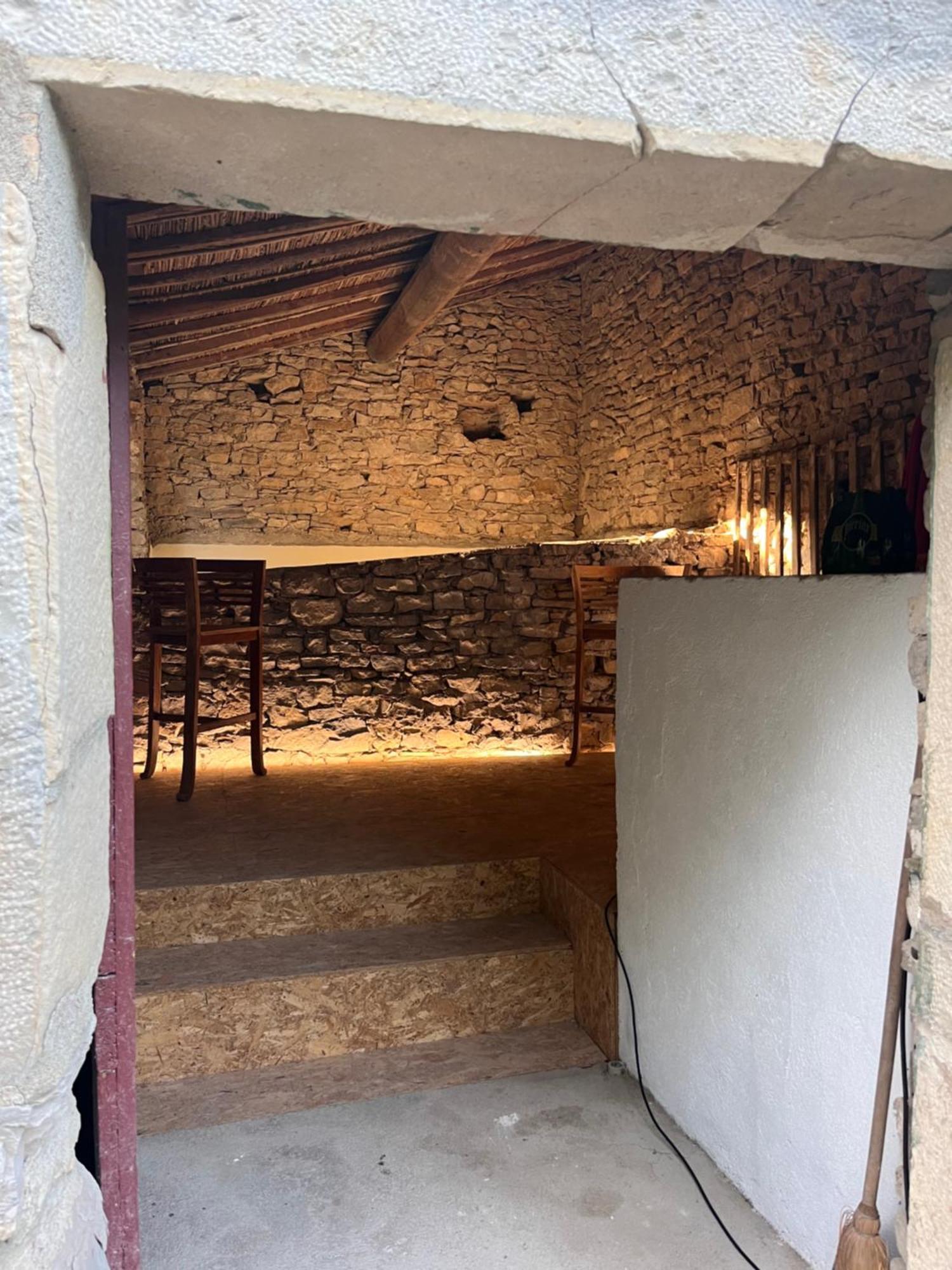 L'Ostal Du Pic Saint Loup Aux Embruscalles Claret ภายนอก รูปภาพ