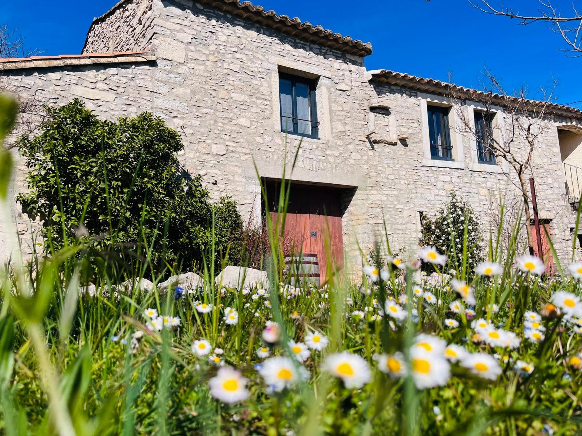 L'Ostal Du Pic Saint Loup Aux Embruscalles Claret ภายนอก รูปภาพ